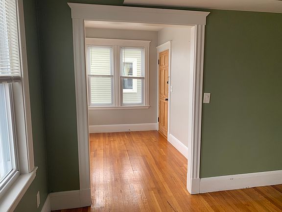 5th image of 18 Hanover Cir #3