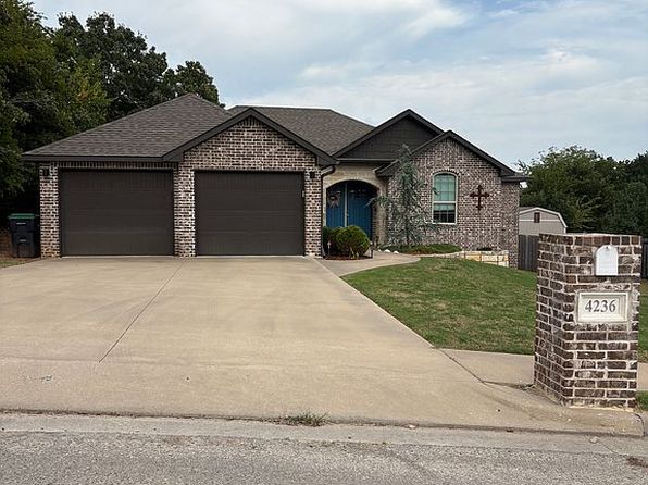 4236 Highland Dr