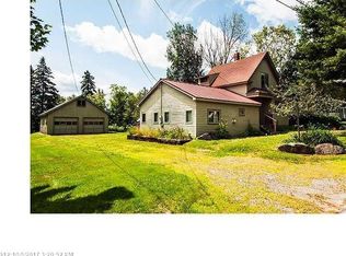 12 Cross St, Rangeley, ME 04970