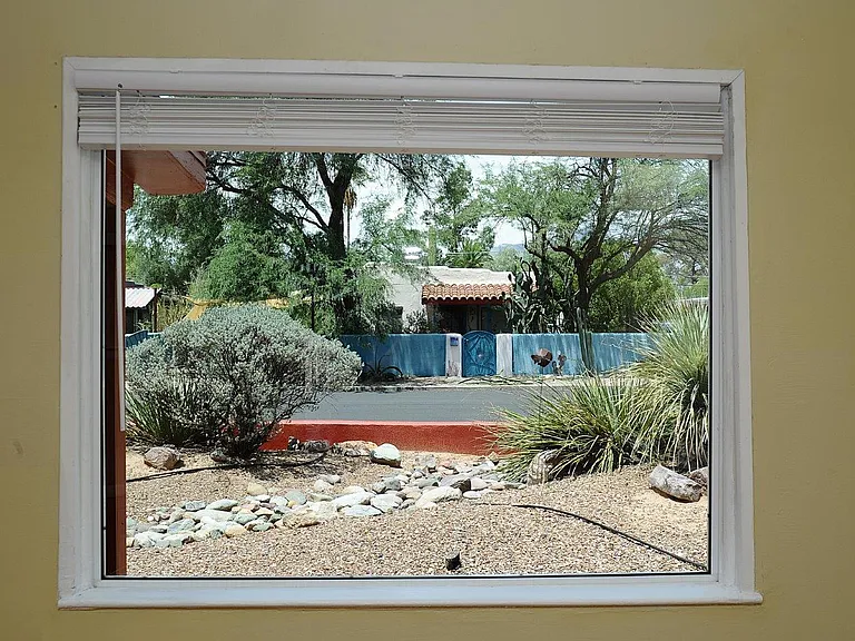3326 E Elida St — Photo 31