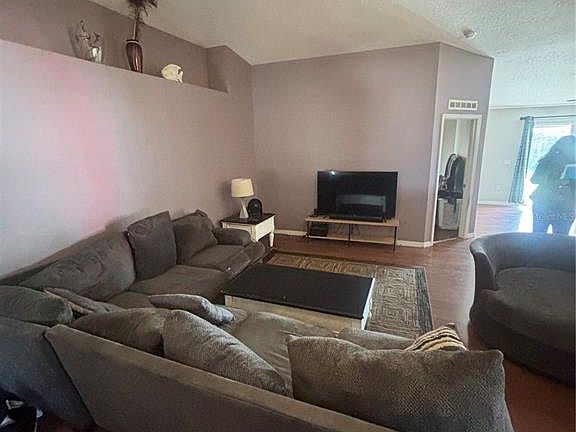 5th image of 86 Juniper Loop Cir