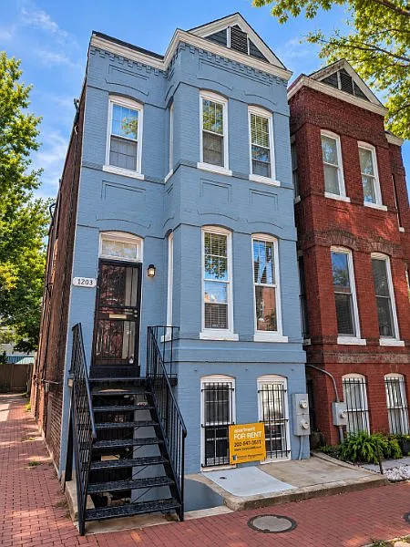 1203 Walter St SE #B