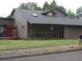 3615 Morris St, Newberg, OR 97132