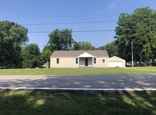 703 S Orchard Crest Ave, Springfield, MO 65802