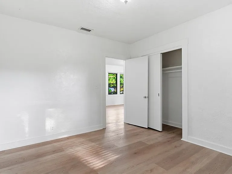 2206 Page Ave — Photo 20