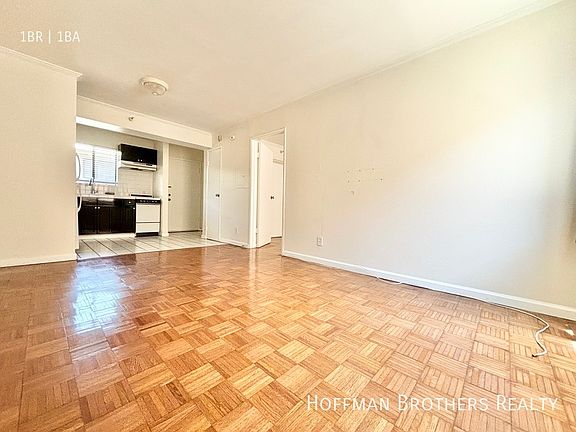 2nd image of 1818 N Gramercy Pl #303