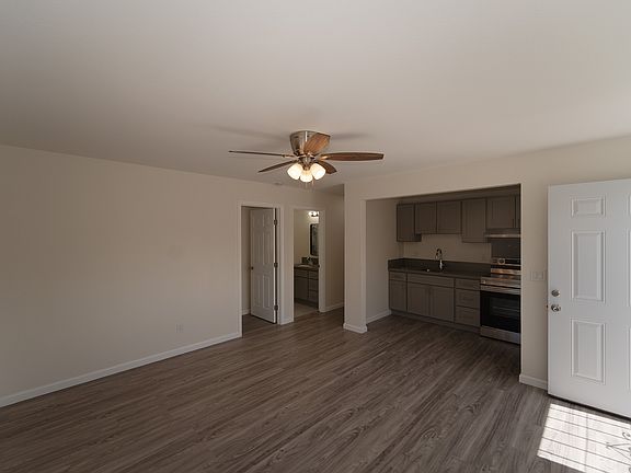 2nd image of 98-179 Kauhihau Pl #2
