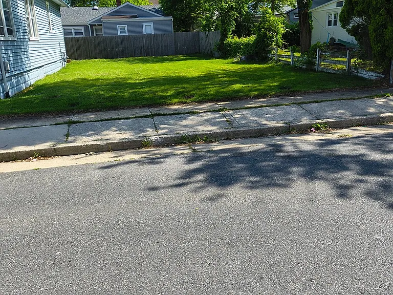 1523 N Arkansas Ave — Photo 2