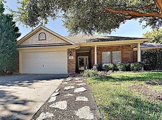 329 Shane Ln, Burleson, TX 76028