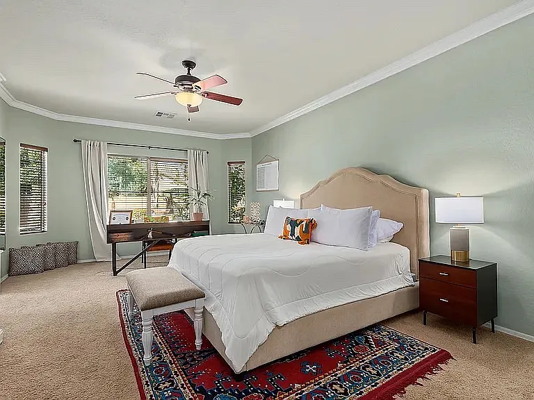 3074 E Maplewood St — Photo 6