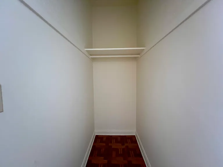 105 S Commonwealth Ave #6 — Photo 10