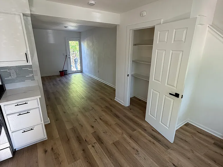 414 N Meldrum St #A — Photo 3