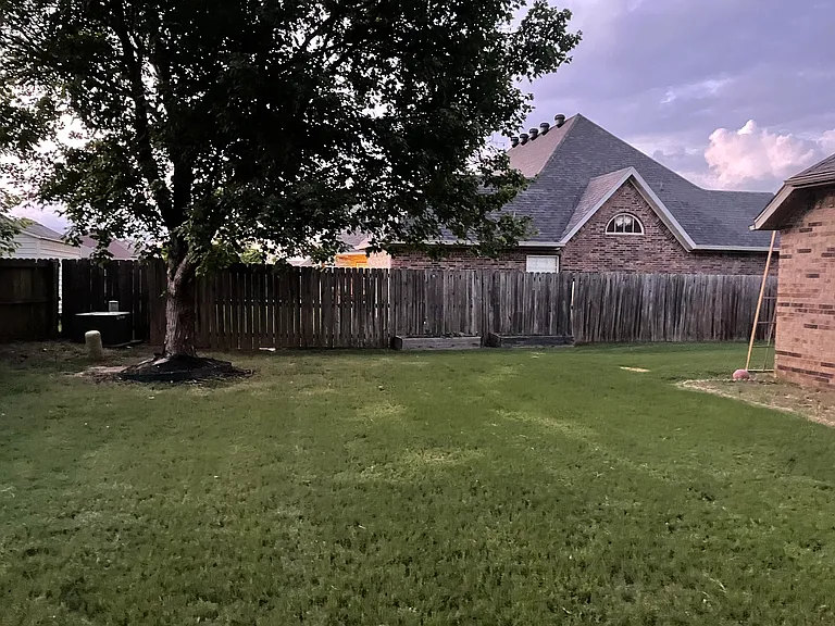 4000 SW Sycamore St — Photo 18