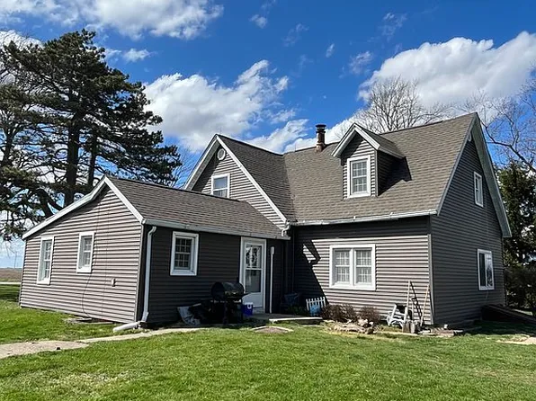 1535 E Hampshire Rd, Maroa, IL 61756