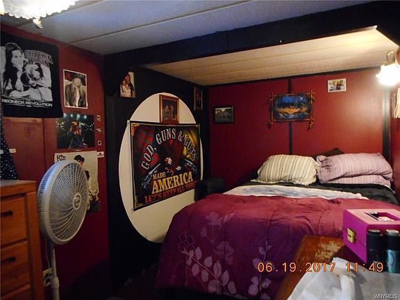 5th image of 2002 Hemstreet