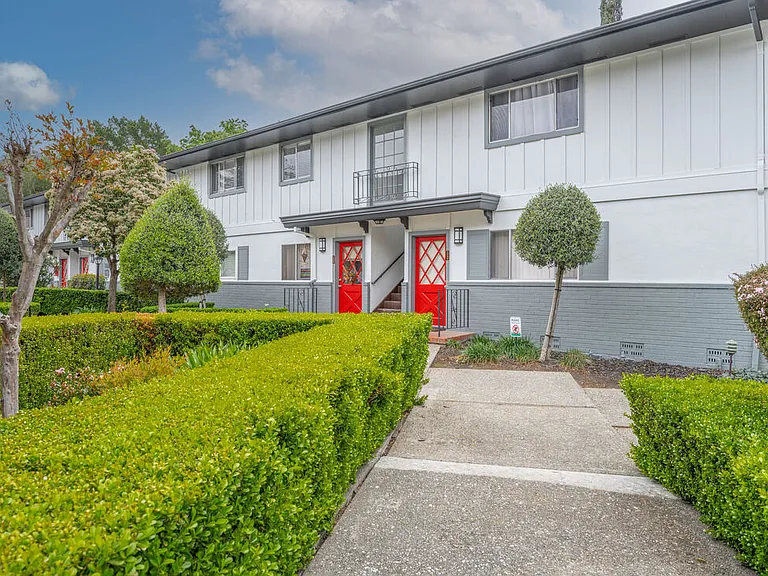 Danville Park Apartments — Photo 9