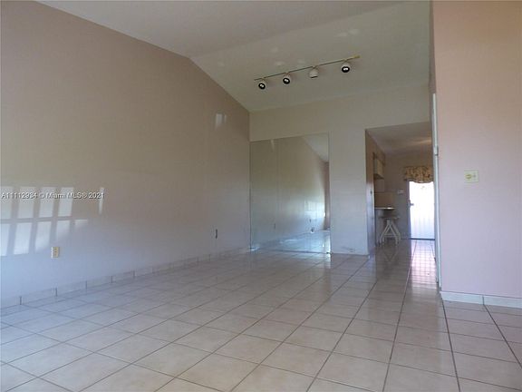 3rd image of 10871 NW 1st Ln