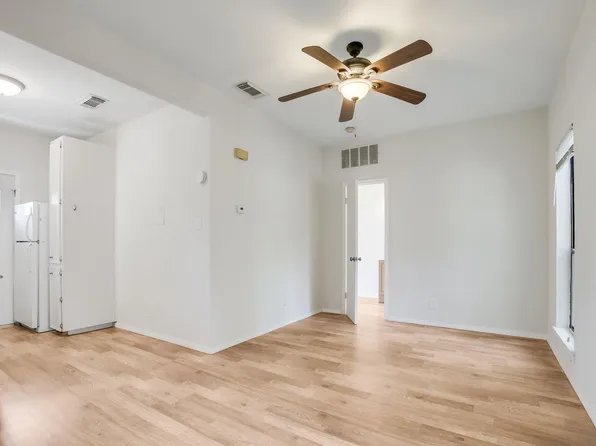 4401 Speedway APT 207, Austin, TX 78751