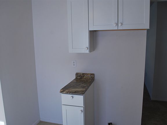 5th image of 168 Belair Cir