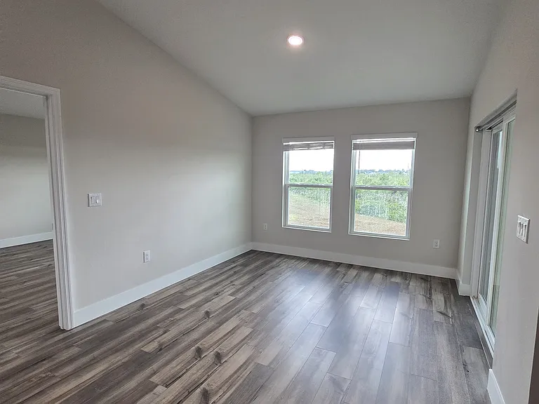 1728 Vanilla St — Photo 18