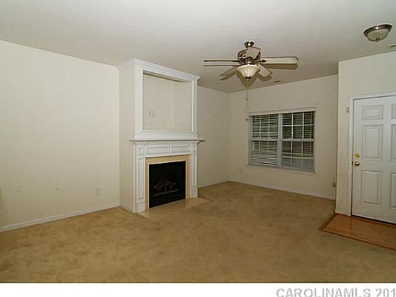 2nd image of 8434 Summerglen Cres