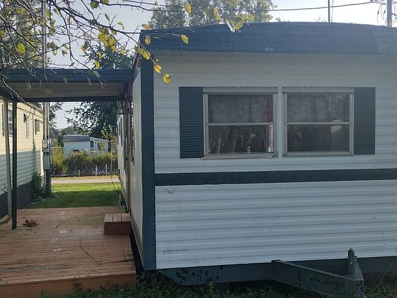 3rd image of 21 E 1050 N Lot 21