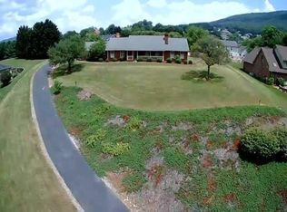 157 Highland Dr, Roanoke, VA 24019
