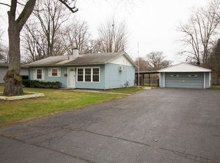 5811 E Hollybrook Ln, Sylvania, OH 43560