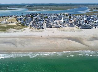 15 Boston Ave, Hampton, NH 03842