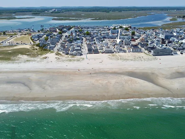 15 Boston Avenue, Hampton, NH 03842