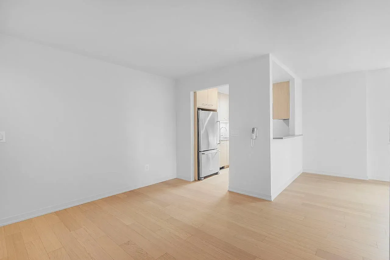 One Columbus Place — Photo 2