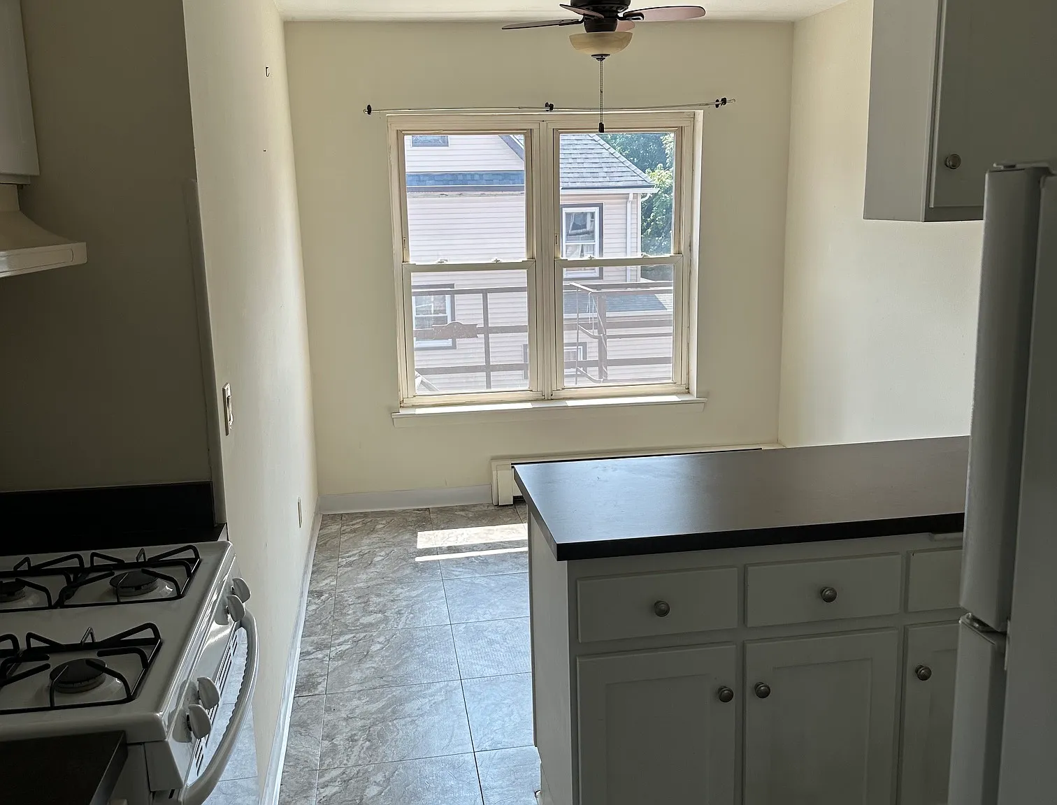 1 bed, $1,895 — Photo 4