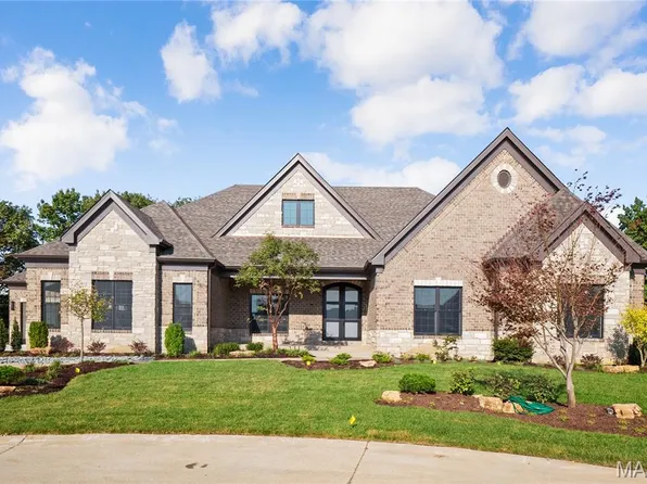 753 Silver Buck Ln, Chesterfield, MO 63005