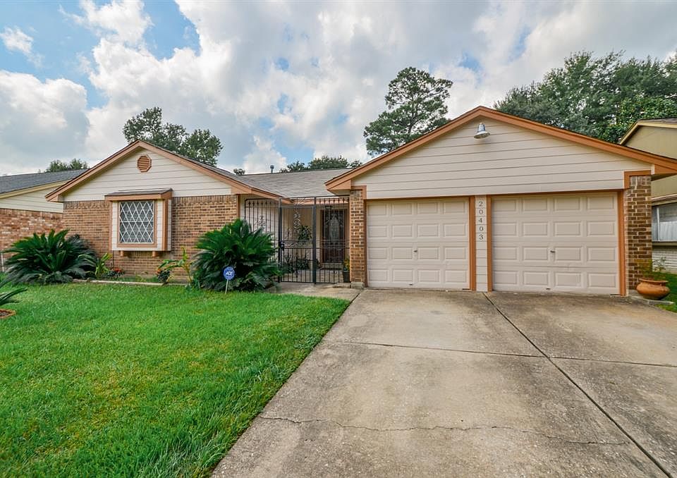 1st image of 20403 Pinefield Ln