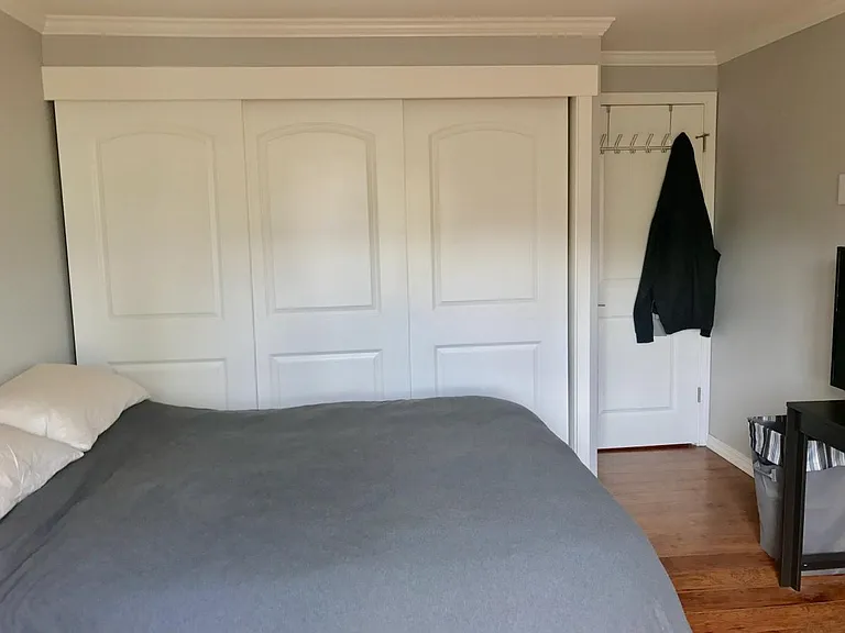1300 University St #5B — Photo 15
