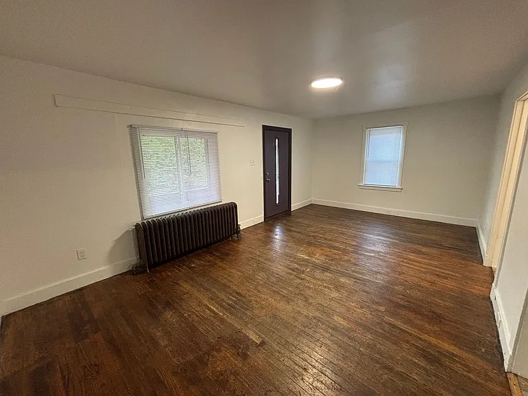 119 Grant Ave — Photo 11