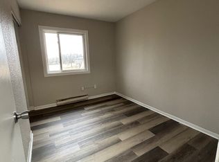 1725 Columbia St APT 304, Waterloo, IA 50703