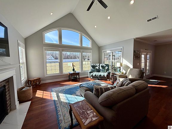 4th image of 154 Westhaven Dr