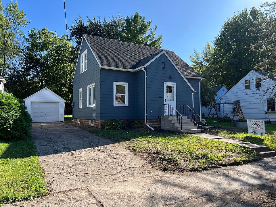1st image of 408 E 6th St
