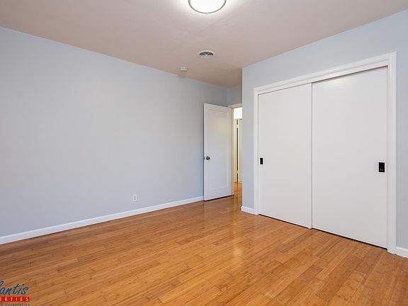 4th image of 1311 College Ave