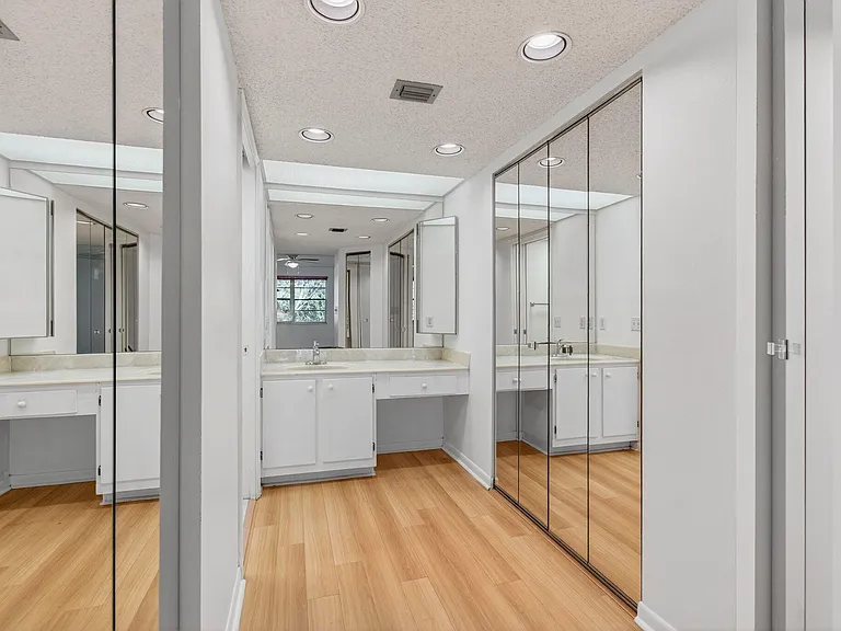 1501 Cayman Way #1501C4 — Photo 41