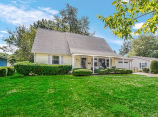 157 Appletree Ln, Valparaiso, IN 46383