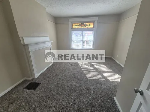 132 Evergreen Ave #1 Photo 1