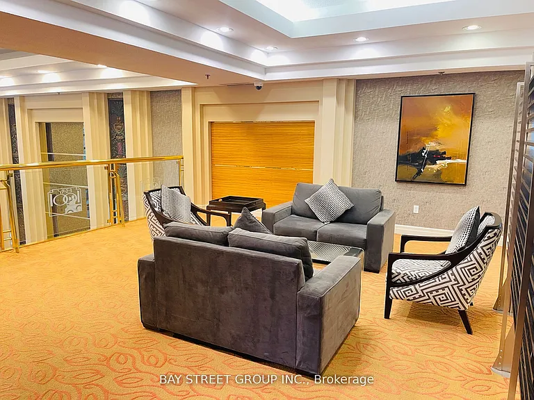 1001 Bay St #2213 — Photo 27