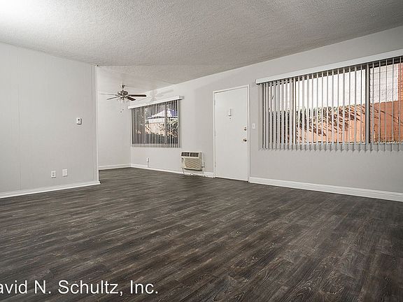 5th image of 322 Burchett St APT B