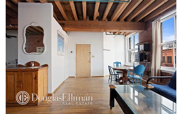 Sold by Douglas Elliman | media 15