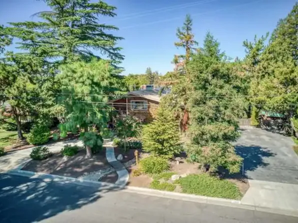 4569 E Alamos Ave #1, Fresno, CA 93726