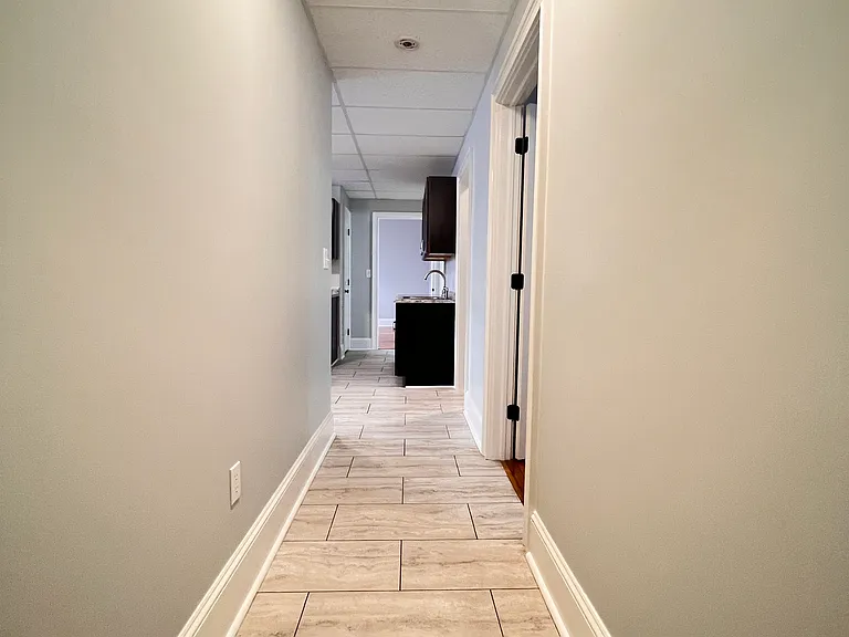 12 Winfield St #3R — Photo 18