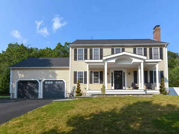 3 Wisteria Dr, Plainville, MA 02762