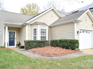 6305 Morningview Ct, Charlotte, NC 28269